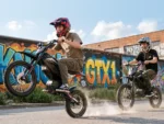 HiKNiGHT GTX1 4000W electric dirt bike off-road view
